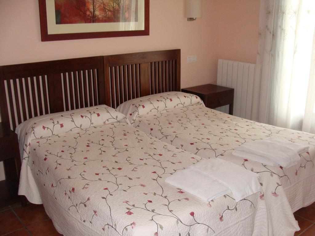 Alojamiento Rural La Henera San Juan de Ortega Zimmer foto