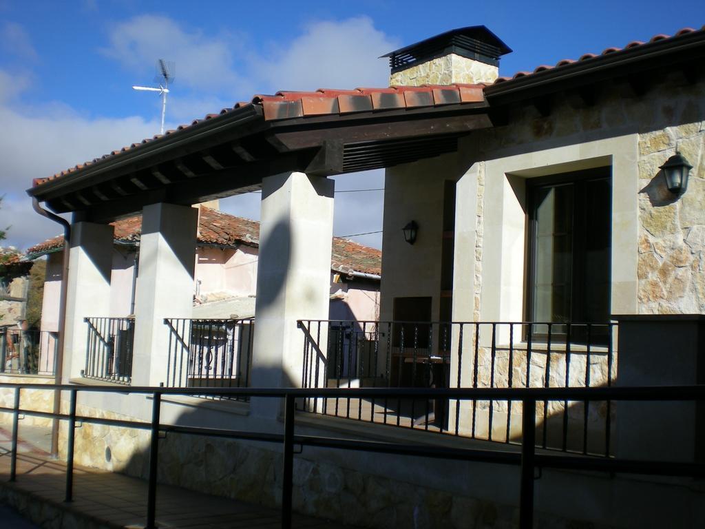 Alojamiento Rural La Henera San Juan de Ortega Exterior foto